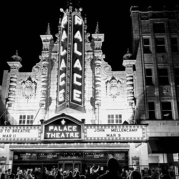 Meet your Posher, Kristen - Picture 2 of 4